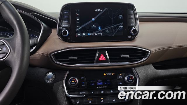 Hyundai Santafe 2019 — photo 19