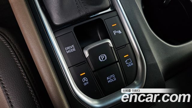 Hyundai Santafe 2019 — photo 25