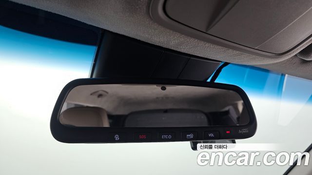 Hyundai Santafe 2019 — photo 26