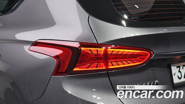 Hyundai Santafe 2019 — photo 9