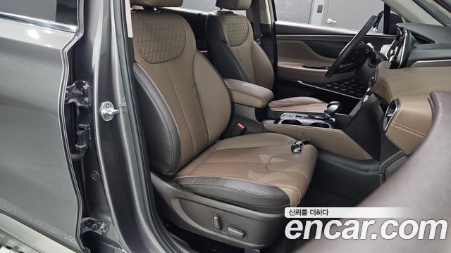Hyundai Santafe 2019 — photo 16
