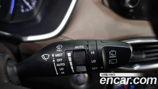 Hyundai Santafe 2019 — photo 28