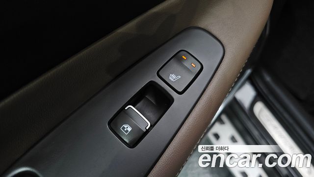 Hyundai Santafe 2019 — photo 29