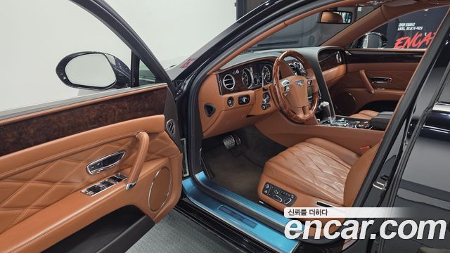 Bentley Flying Spur 2016 — photo 10