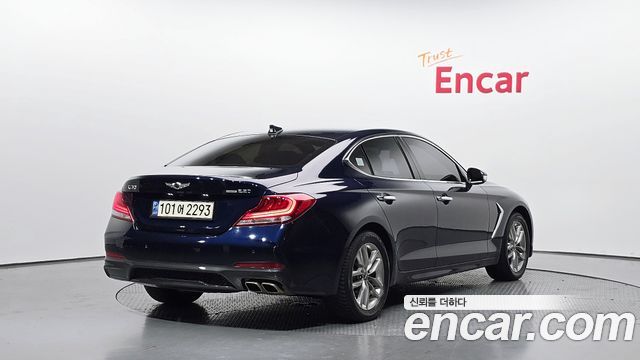Genesis G70 2019 — photo 2