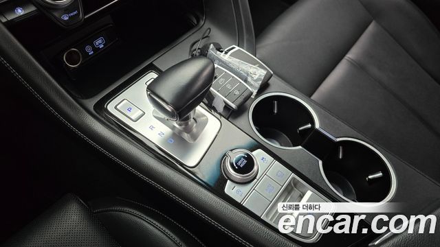 Genesis G70 2019 — photo 9