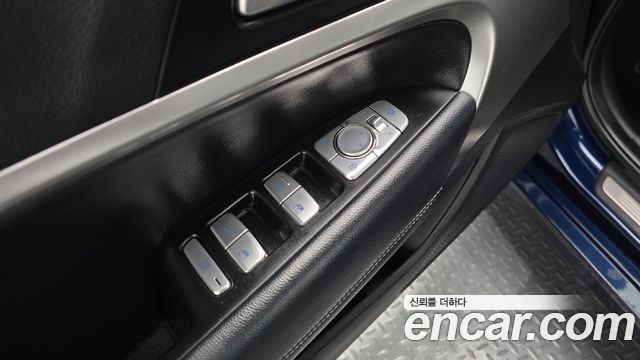 Genesis G70 2019 — photo 15