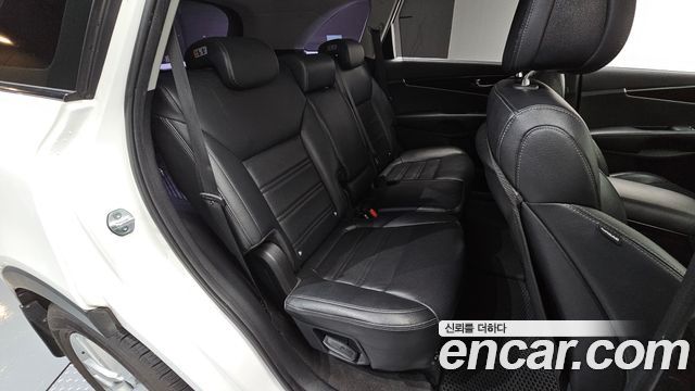 Kia Sorento 2015 — photo 11