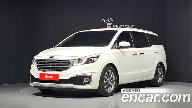 Kia Canival 2017 — photo 1