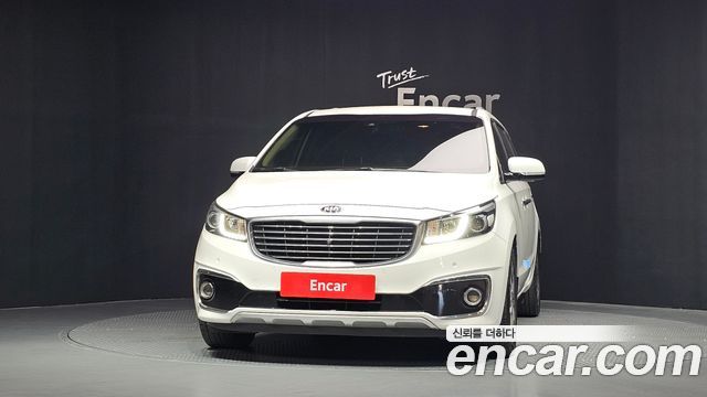 Kia Canival 2017 — photo 3