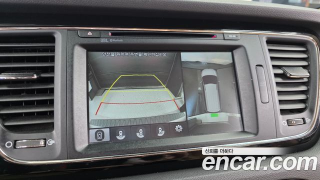 Kia Canival 2017 — photo 15