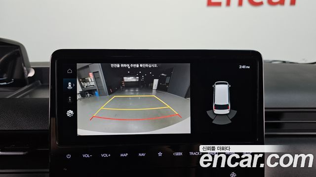 Hyundai Staria 2023 — photo 21