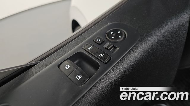 Hyundai Staria 2023 — photo 27
