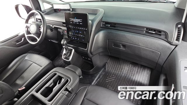 Hyundai Staria 2023 — photo 30
