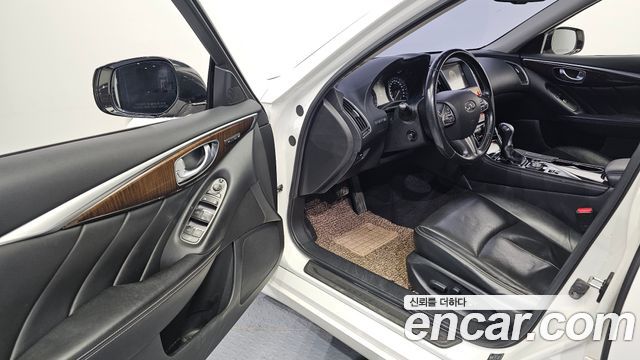 Infiniti Q50 2014 — photo 10
