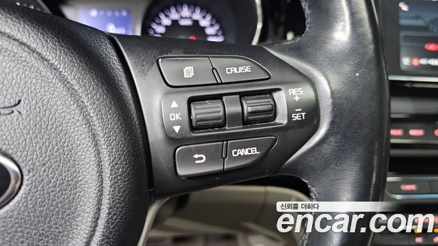 Kia Canival 2018 — photo 24
