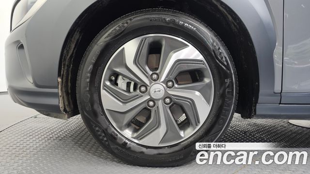 Hyundai Kona 2023 — photo 5
