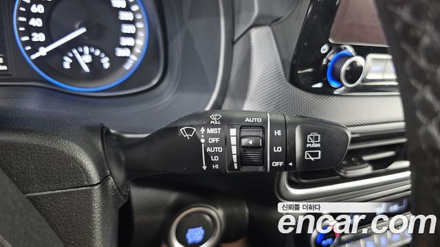 Hyundai Kona 2023 — photo 25