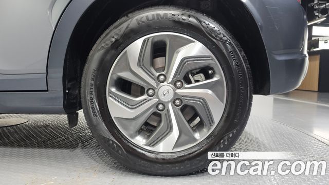 Hyundai Kona 2023 — photo 7