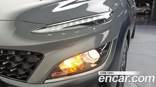 Hyundai Kona 2023 — photo 8