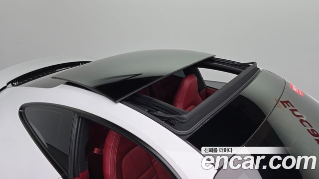 Porsche 911 2023 — photo 27