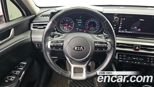 Kia K5 2021 — photo 21