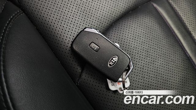 Kia K5 2021 — photo 24
