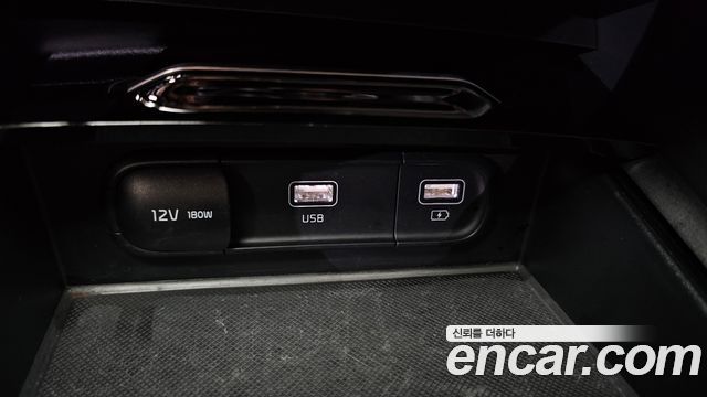 Kia K5 2021 — photo 25