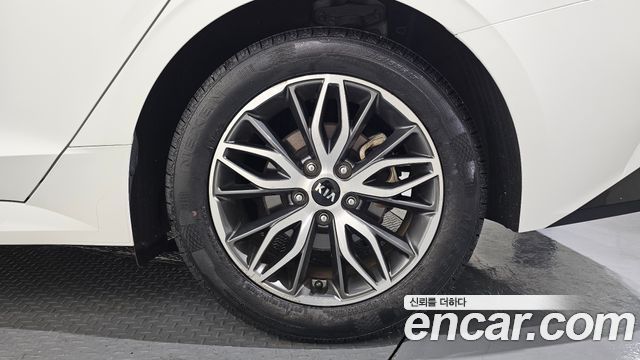 Kia K5 2021 — photo 7