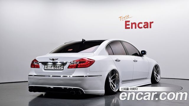 Hyundai Genesis 2012 — photo 2