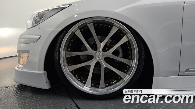 Hyundai Genesis 2012 — photo 5
