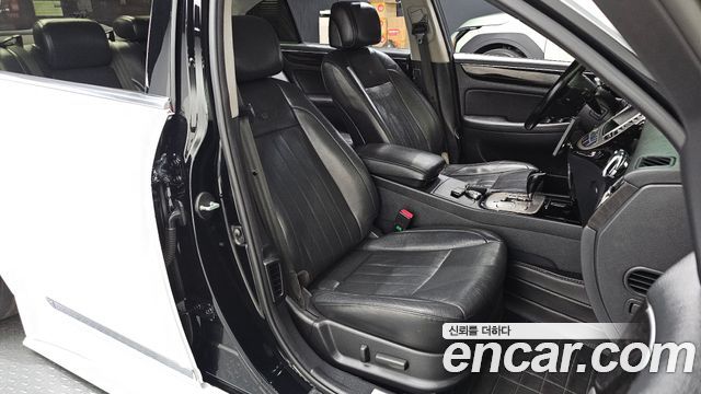 Hyundai Genesis 2012 — photo 11