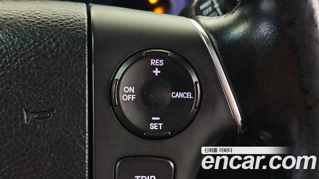 Hyundai Genesis 2012 — photo 17