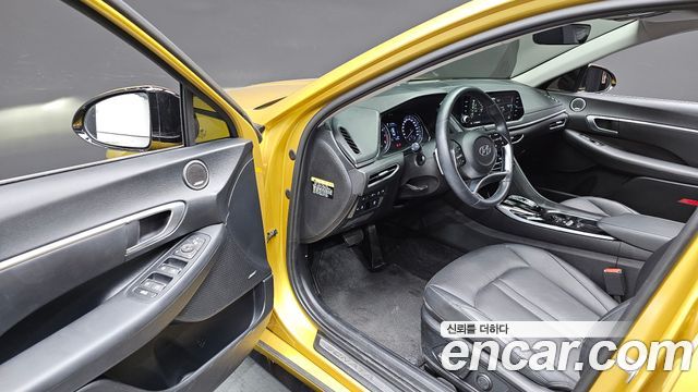 Hyundai Sonata 2020 — photo 12