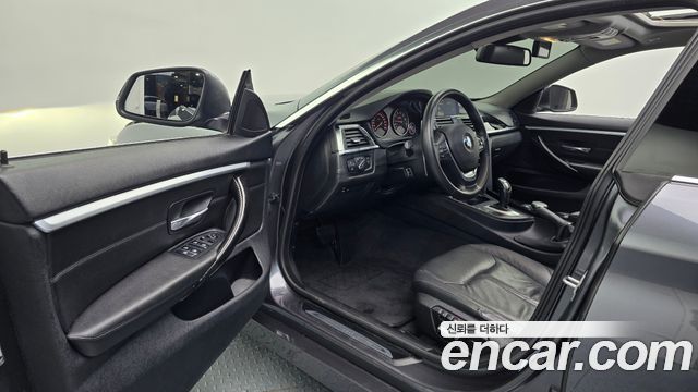 BMW 4-Series 2018 — photo 10