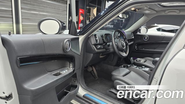 Mini Countryman 2022 — photo 10