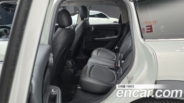 Mini Countryman 2022 — photo 12