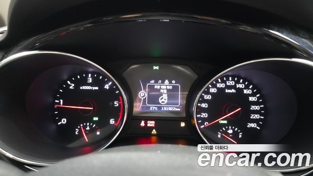 Kia Canival 2016 — photo 11