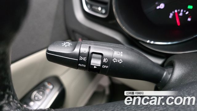 Kia Canival 2016 — photo 30