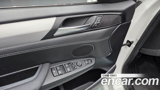 BMW X3 2016 — photo 26