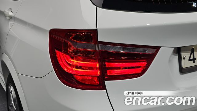 BMW X3 2016 — photo 9