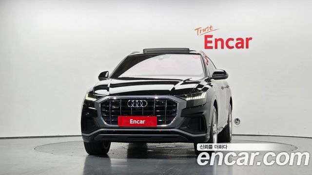 Audi Q8 2022 — photo 3