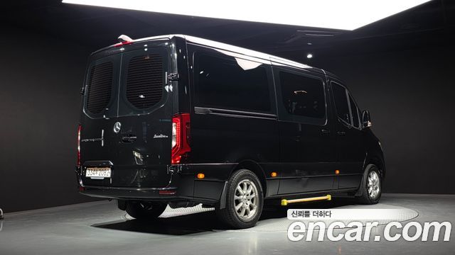 Mercedes-Benz Sprinter 2019 — photo 2