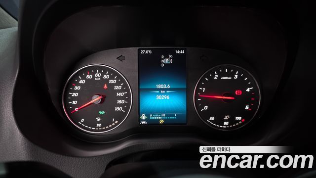 Mercedes-Benz Sprinter 2019 — photo 11