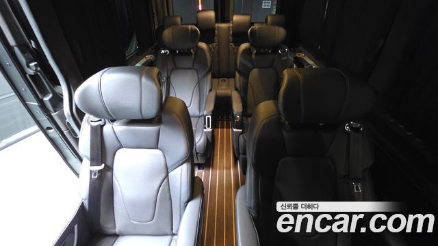 Mercedes-Benz Sprinter 2019 — photo 25