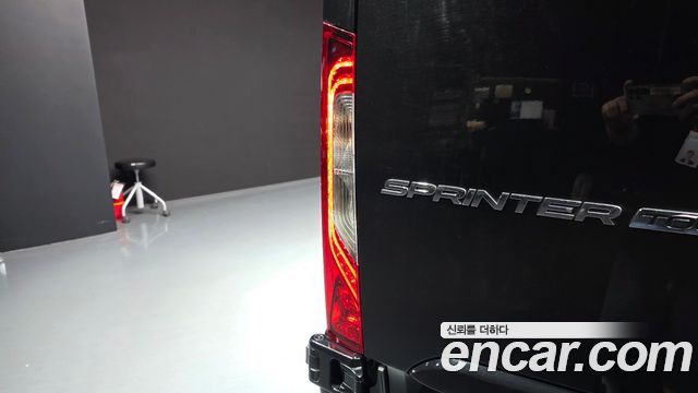 Mercedes-Benz Sprinter 2019 — photo 9