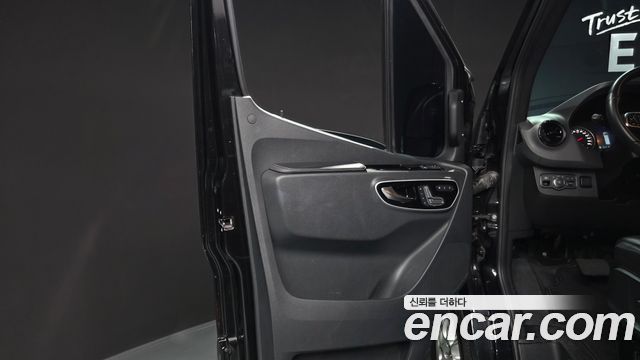 Mercedes-Benz Sprinter 2019 — photo 14
