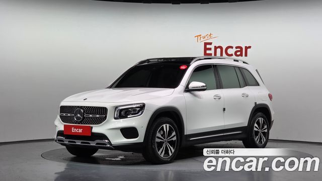 Mercedes-Benz GLB-Class 2020 — photo 1