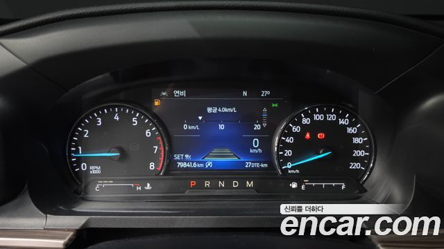 Ford Explorer 2020 — photo 8