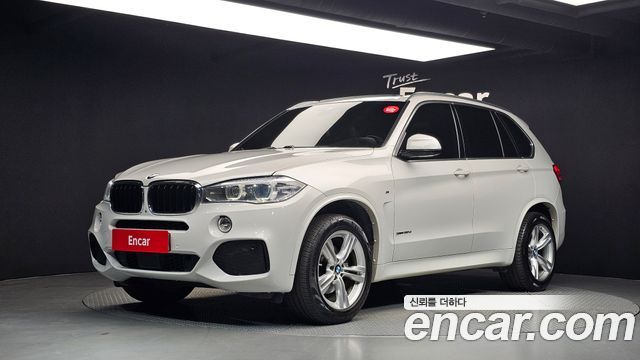 BMW X5 2018 — photo 1